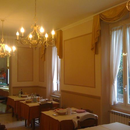 Hotel Villa Bianca 라이구에글리아 외부 사진